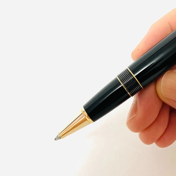 Montblanc Meisterstück Gold-Coated LeGrand Rollerball Pen, Black - Picture 2 of 7